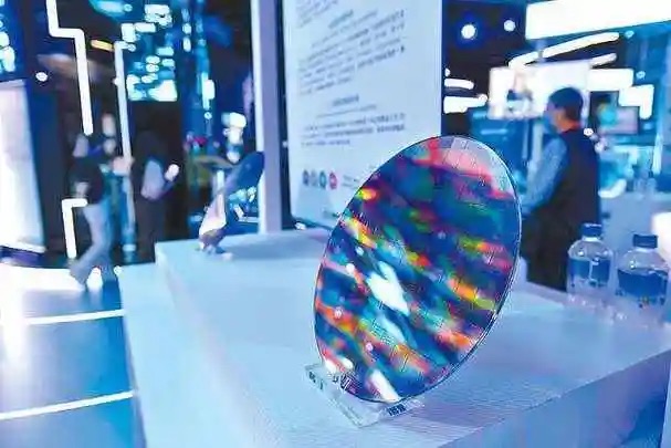 百年变局中的沉沦：欧洲五重危机实录